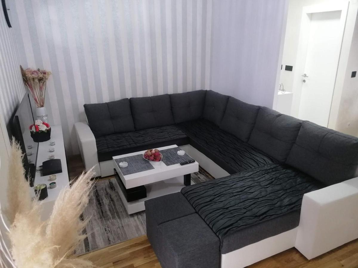 Obrenovac  Nenadovic Apartman מראה חיצוני תמונה